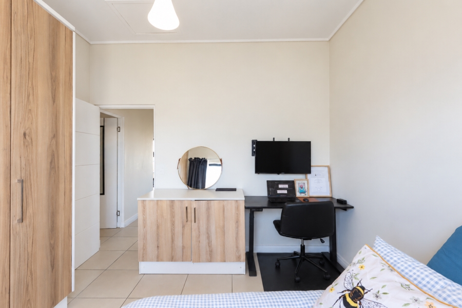 To Let 2 Bedroom Property for Rent in Sandown Western Cape